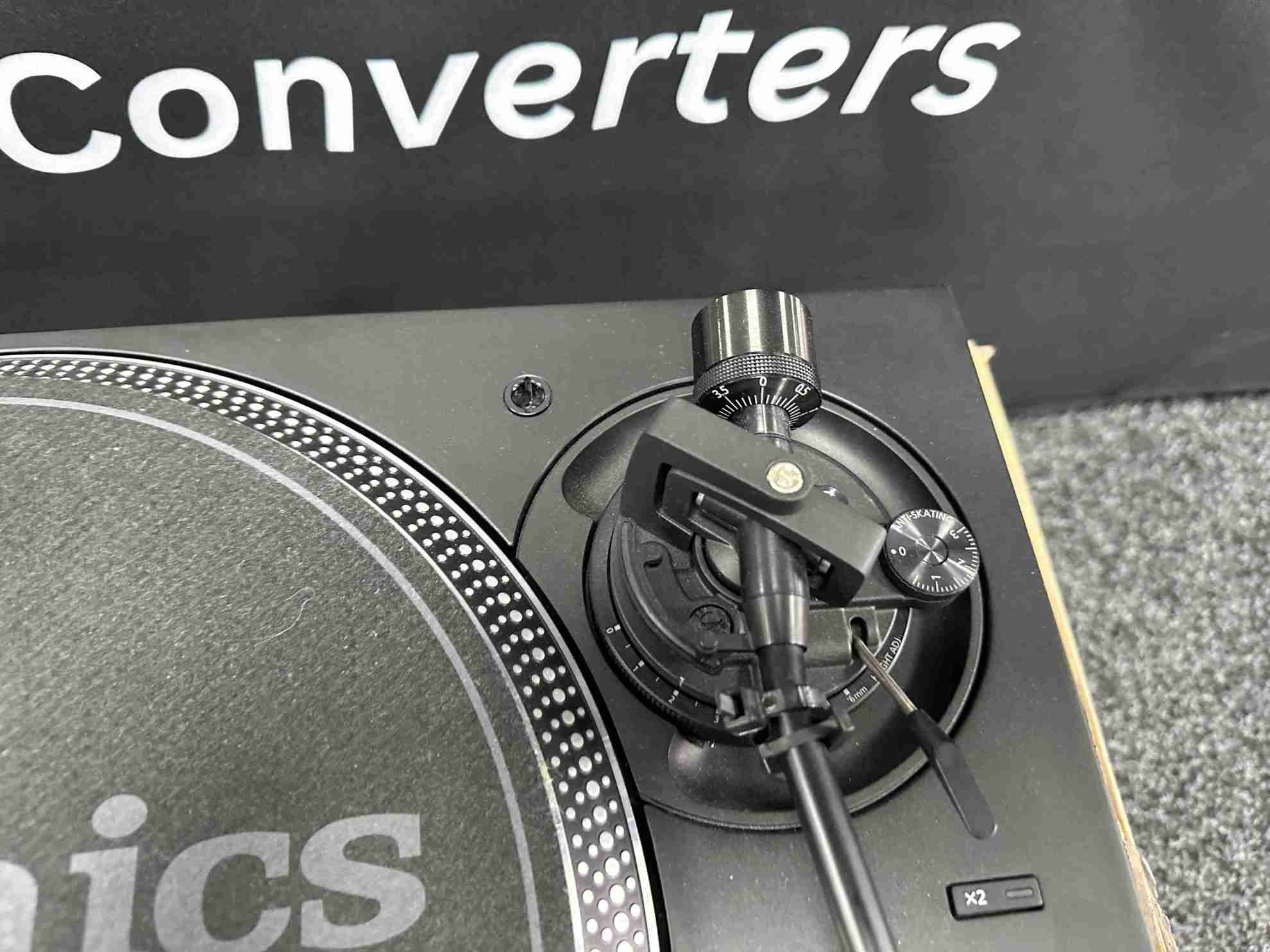 TECHNICS SL 1210 MK7 DIRECT DRIVE DJ TURNTABLE - Deck Converters