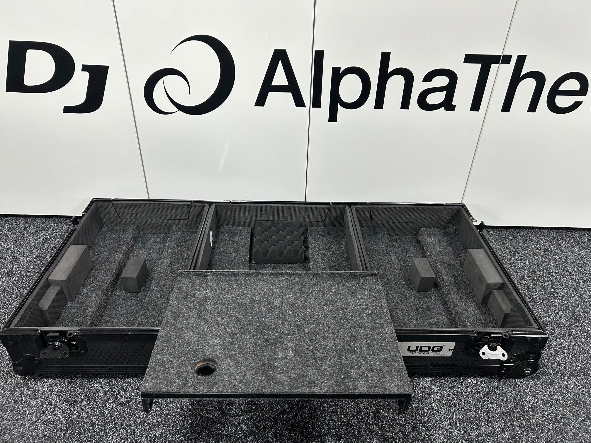 UDG Ultimate Flight Case Set for Pioneer DJ CDJ-3000 & DJM-A9 Black - Pre Owned - Deck Converters