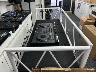 Ultimax TrussBooth WH Aluminium Truss DJ Booth c/w VESA TV mount and Shelf - Pre Owned - Deck Converters