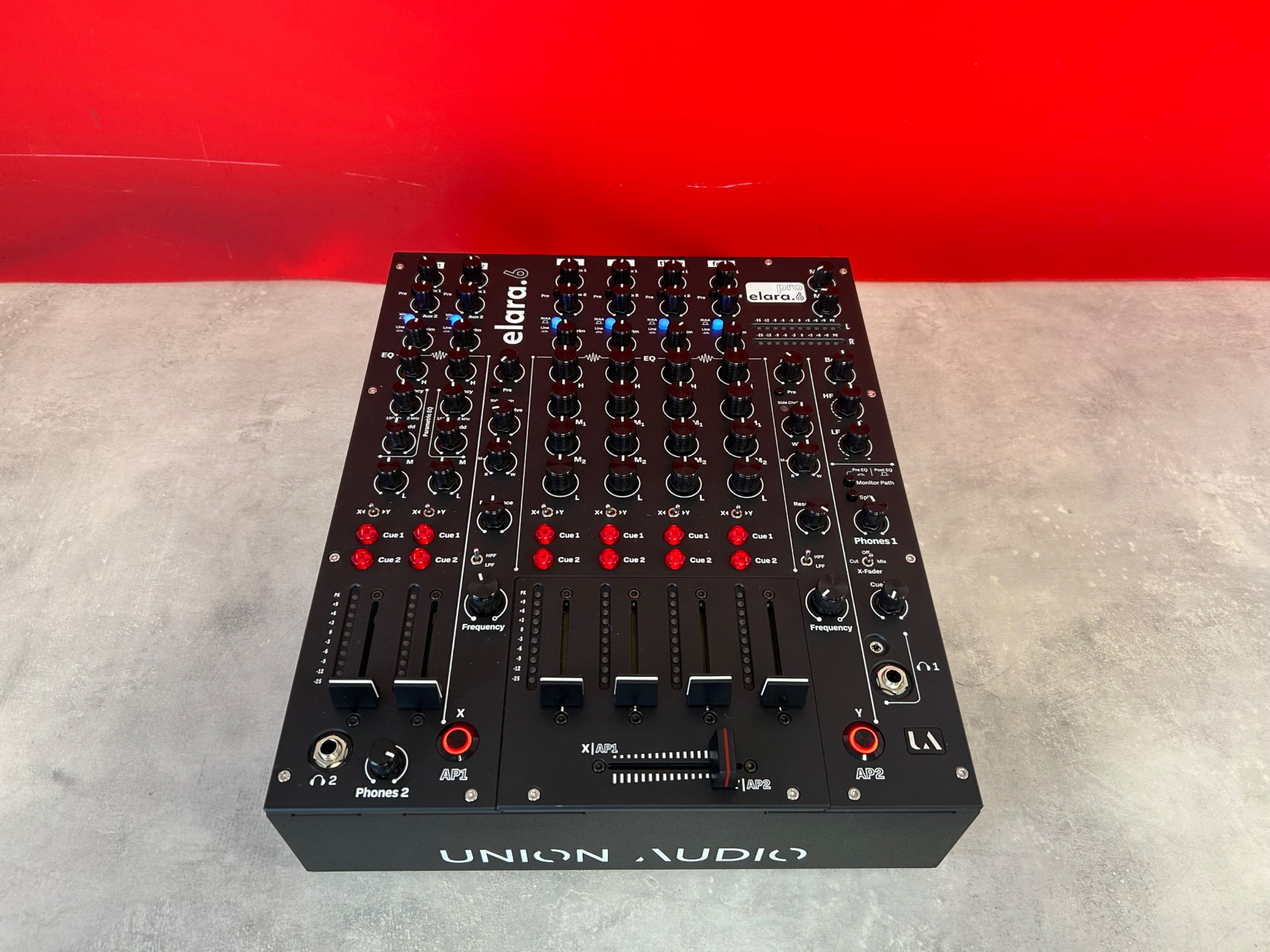 Union Audio ELARA.6 Linear 6 Channel Linear Mixer - B Stock - Deck Converters